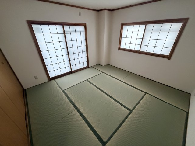 高井田西ハイツの和室