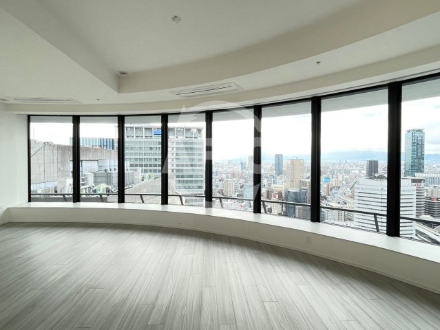 Brillia Tower堂島　中之島小学校区の居間・リビング|Brillia Tower堂島　リビング