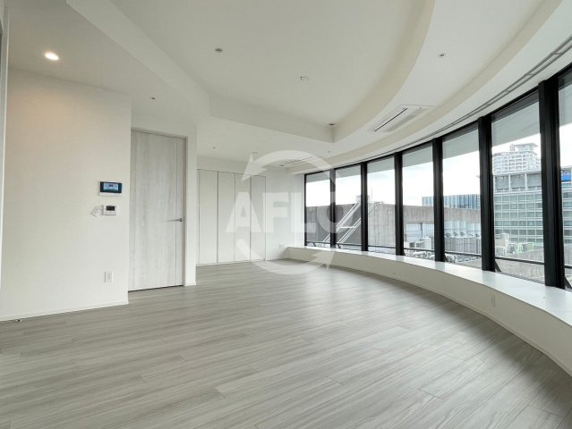 Brillia Tower堂島　中之島小学校区の居間・リビング|Brillia Tower堂島　リビング