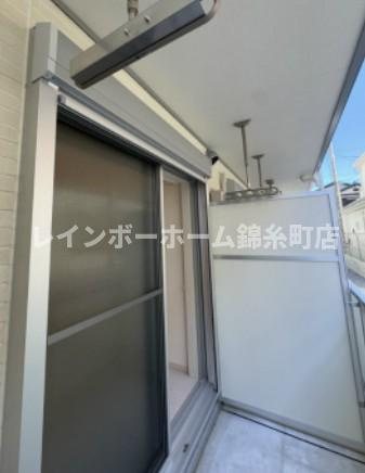 リブリ・メルシャン夏見の内装