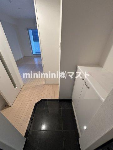 大阪市西区京町堀２丁目の賃貸マンションの玄関