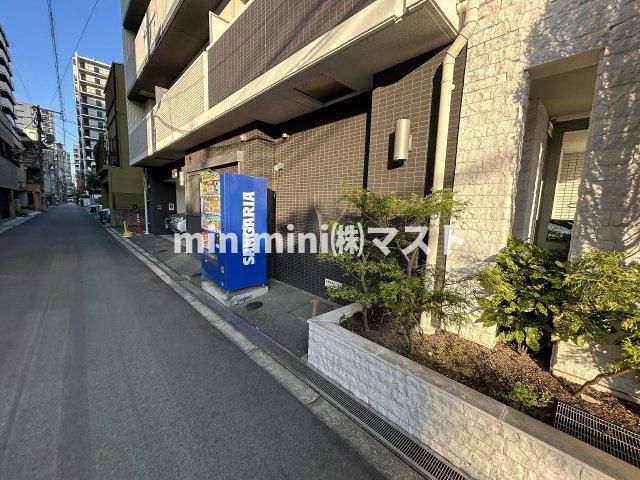 大阪市西区京町堀２丁目の賃貸マンションのエントランス