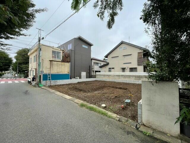 船橋市夏見４丁目７９７番の前面道路含む現地写真|着工前の分譲地です