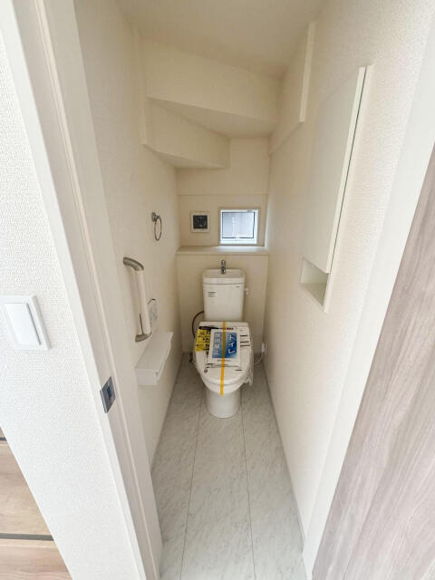 ブルーミングガーデン　船橋市松が丘３丁目２期２棟／２期１号棟のその他|トイレ