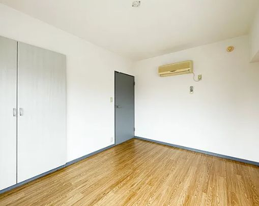 【トイレ】エムメイト綱町 