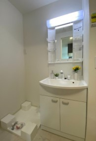 KEIAI RESIDENCE 北上尾Ⅵの独立洗面台|同仕様施工