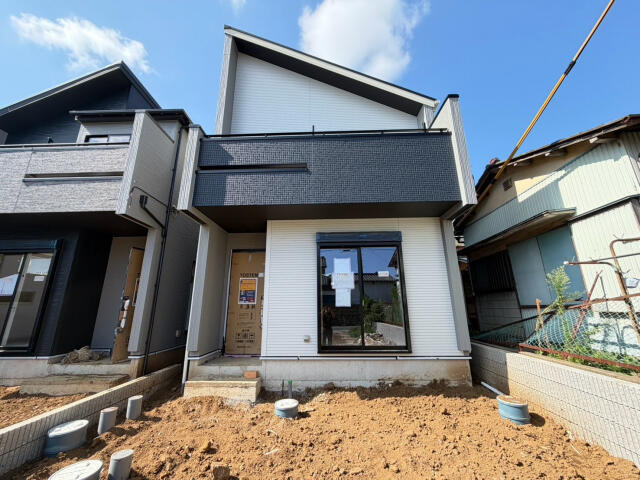 ブルーミングガーデン　柏市酒井根５丁目２棟／１期１号棟の外観|8.10外観写真