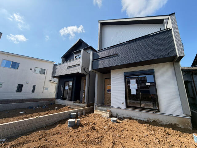 ブルーミングガーデン　柏市酒井根５丁目２棟／１期１号棟の庭|8.10外観写真