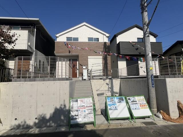 柏市酒井根　第１期の前面道路含む現地写真