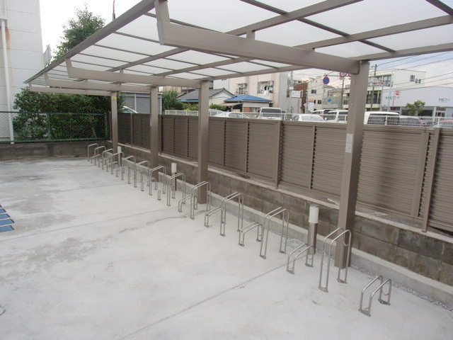 サンライズヒルズのその他共用部分|自転車駐輪場