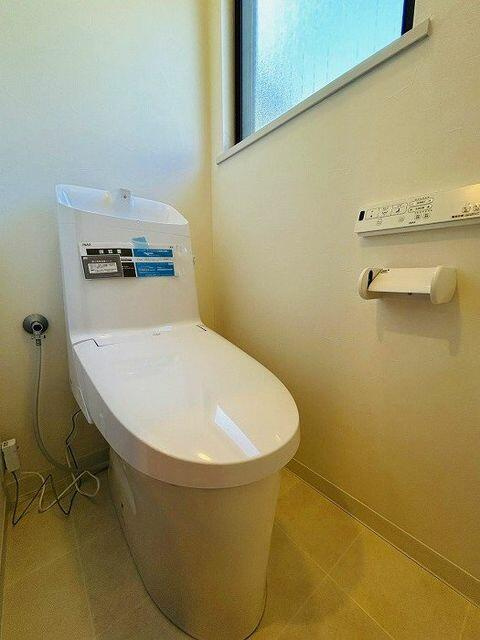 柏市大井１３５－１７のトイレ|１階トイレも新品です