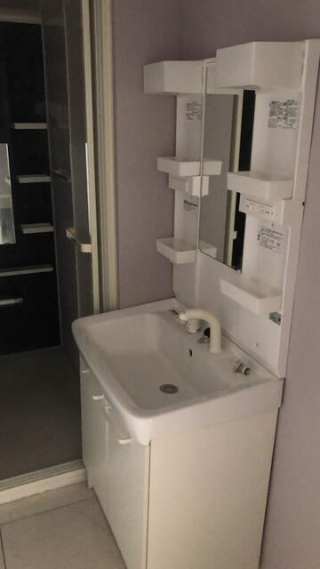 船橋ハイツ４号棟の独立洗面台