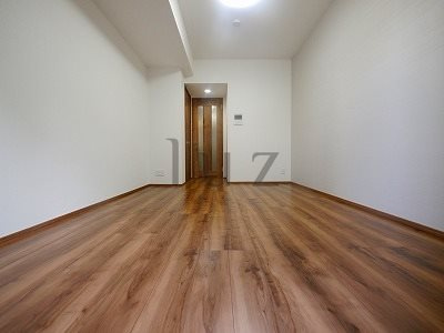 スクエアシティ鶴見フェルクルールの寝室|6.8畳のベッドルームです！！