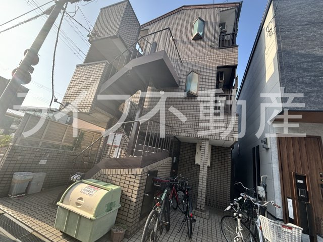 トマトハイツ菱屋西の外観|落ち着いた雰囲気の外観です