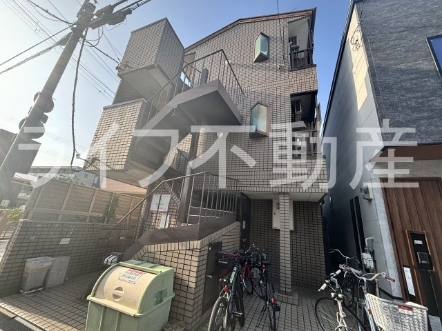 トマトハイツ菱屋西の外観|建物外観を気になさる方へ、見た目の良い物件です