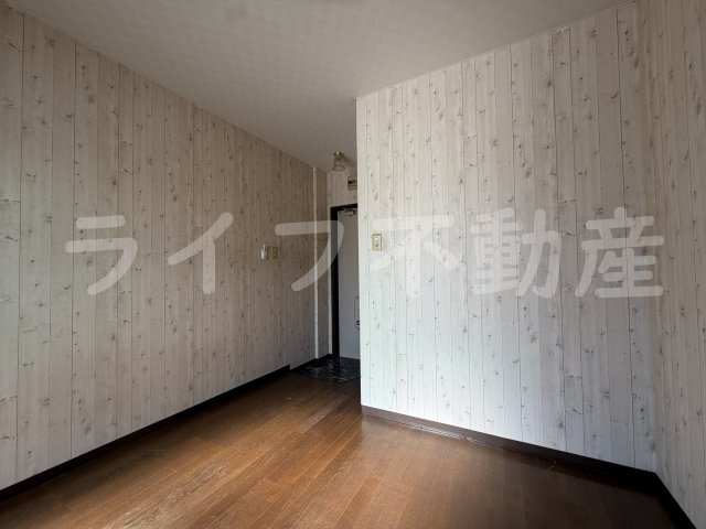 トマトハイツ菱屋西の内装|内装もきれいです