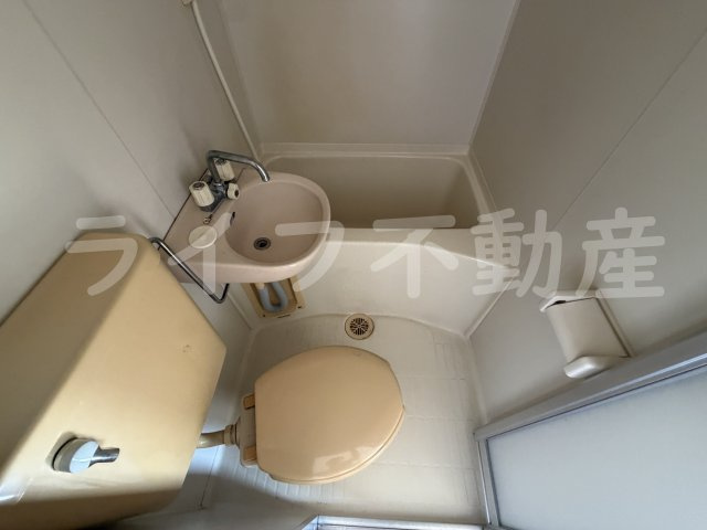 トマトハイツ菱屋西のトイレ|コンパクトで使いやすいトイレです