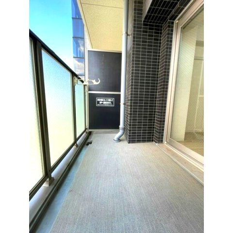 名古屋市中区丸の内２丁目の賃貸マンションのバルコニー