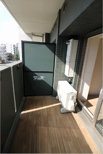 名古屋市千種区内山２丁目の賃貸マンションのバルコニー