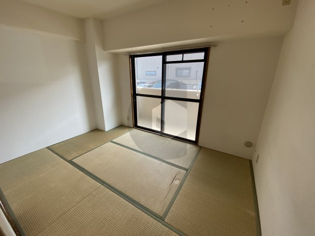 鴻池クレストの和室