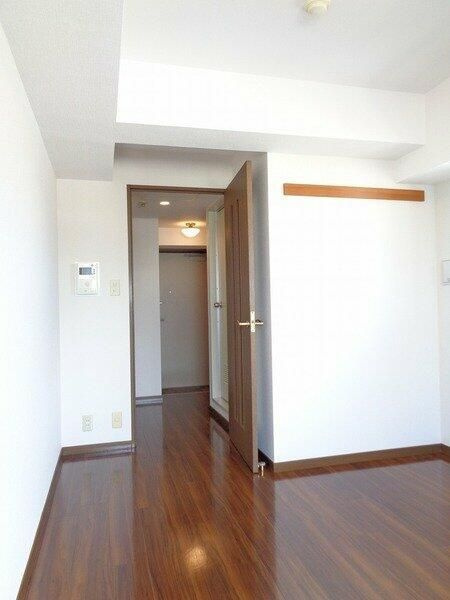 ライオンズプラザ本蓮沼の玄関