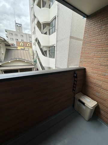 陽当たり良好なバルコニーです