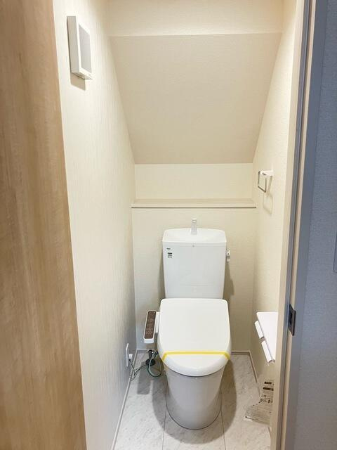 沼津市小林台の新築一戸建|バリアフリーを意識した手すり…