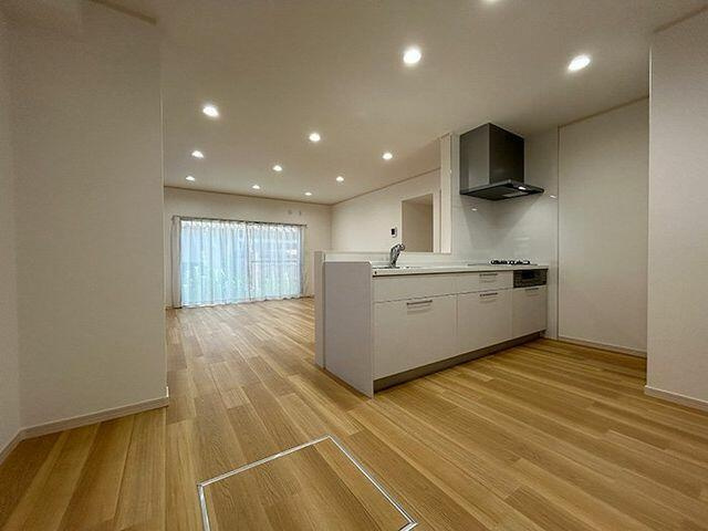 沼津市大岡の中古一戸建|「ＬＤＫ」約２０帖の広々とし…