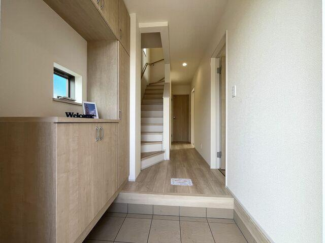 沼津市中沢田の新築一戸建|E玄関