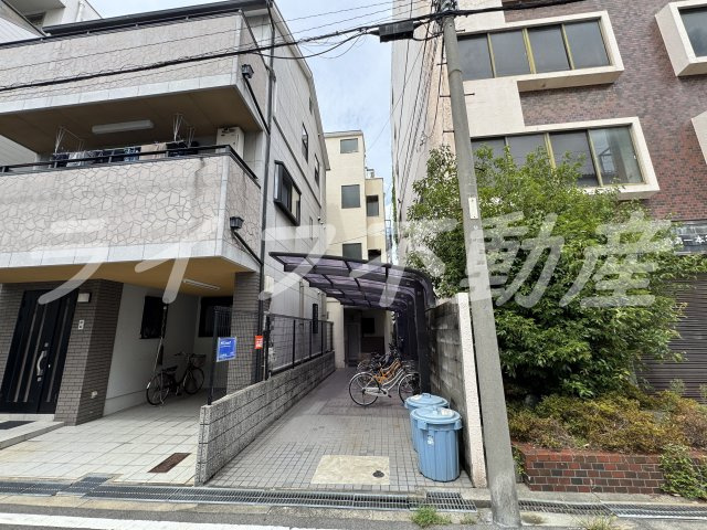 リバーウエスト緑橋の外観|おしゃれな外観です