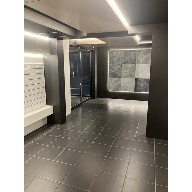 M-RESIDENCE 中延のエントランス