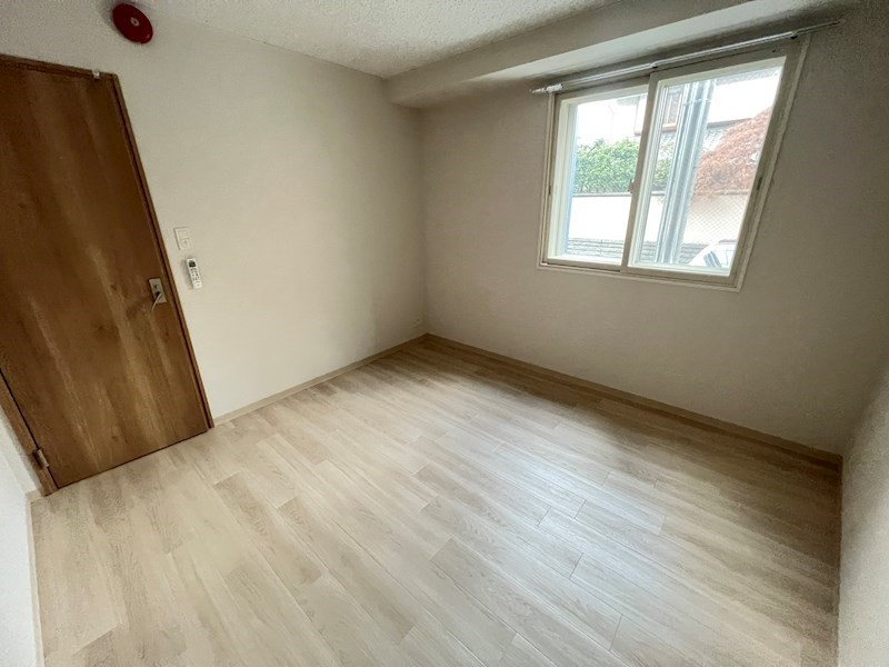 西宮市北昭和町の賃貸マンションの居間・リビング