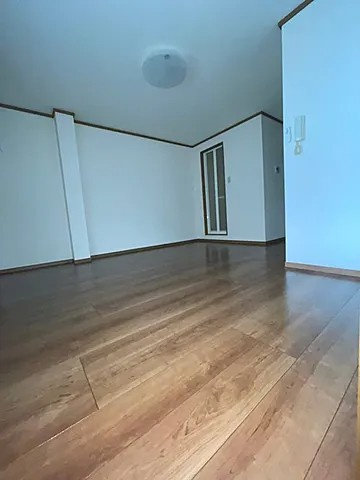 神戸市中央区琴ノ緒町３丁目の賃貸マンションの居間・リビング