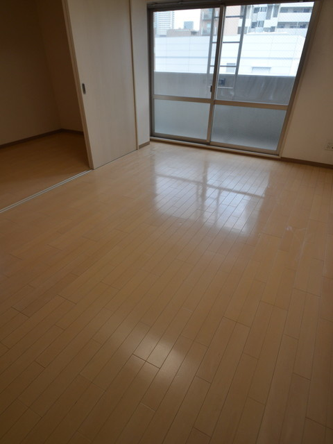 神戸市中央区元町通６丁目の賃貸マンションの居間・リビング