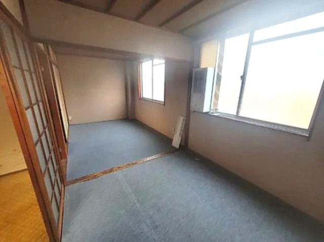 神戸市中央区大日通２丁目の賃貸マンションの居間・リビング