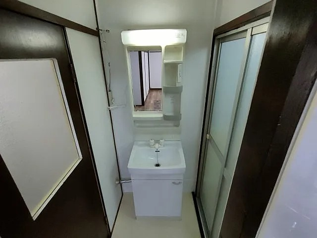 宮川荘の洗面所