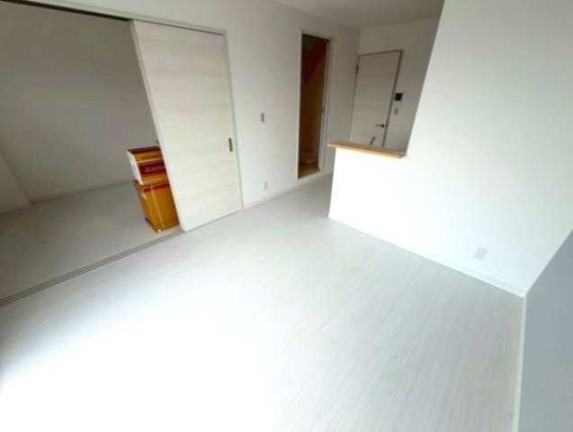 神戸市灘区篠原本町４丁目の賃貸マンションの居間・リビング