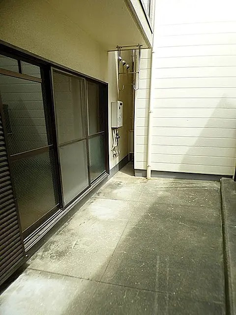 神戸市灘区篠原中町３丁目の賃貸マンションのバルコニー