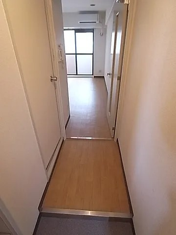 ダイアパレス王子公園の玄関
