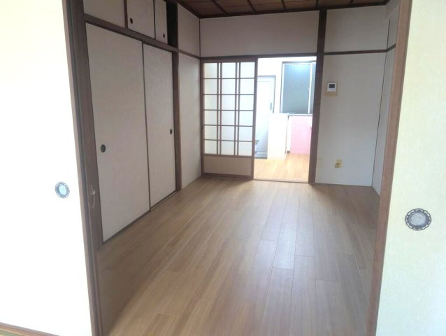 神戸市東灘区住吉本町１丁目の賃貸マンションの居間・リビング
