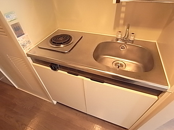 神戸市灘区岩屋中町２丁目の賃貸マンションのキッチン