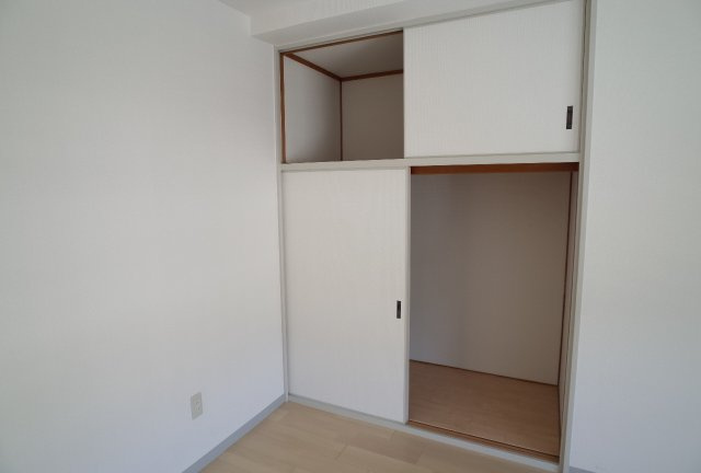 リュエル岡本の収納
