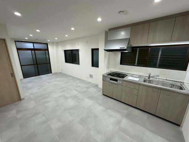芦屋市春日町の賃貸マンションの居間・リビング