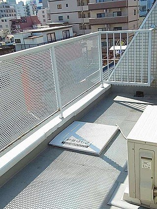 神戸市中央区二宮町３丁目の賃貸マンションのバルコニー