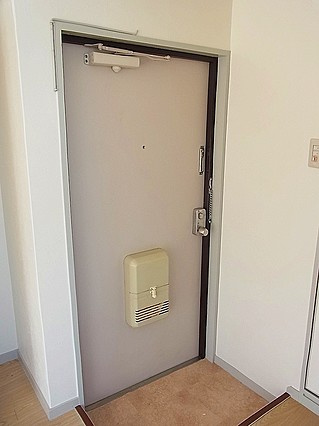 神戸市中央区二宮町３丁目の賃貸マンションの収納