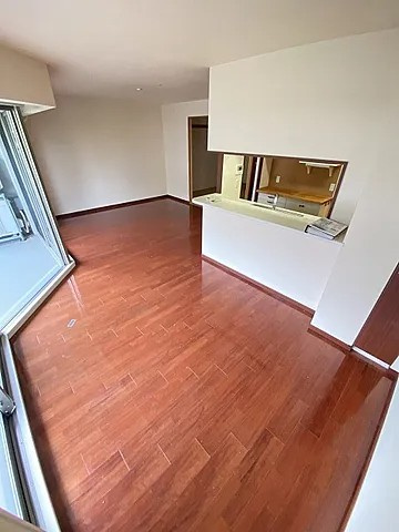 西宮市大浜町の賃貸マンションの居間・リビング