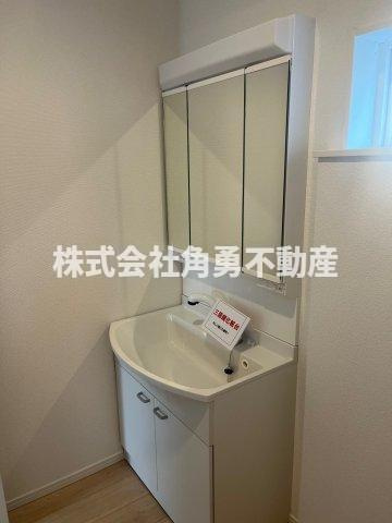 秦野市弥生町第5　新築一戸建て　2号棟の内観：施工例|《施工例》洗面化粧台