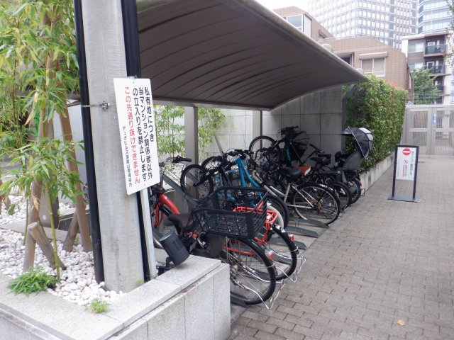 デュオヒルズ御殿山の駐輪場