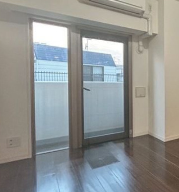 ジーベックときわ台のバルコニー