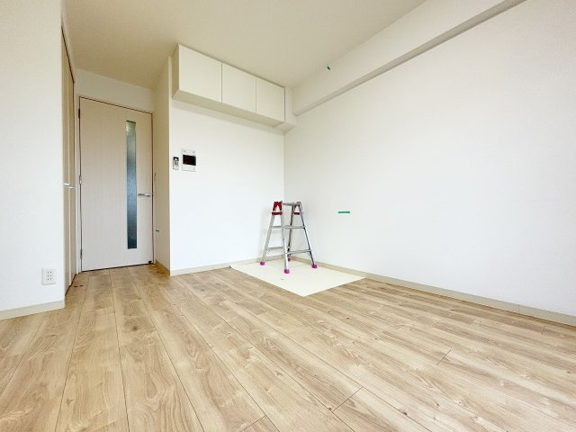 ラクラス新大阪の洋室